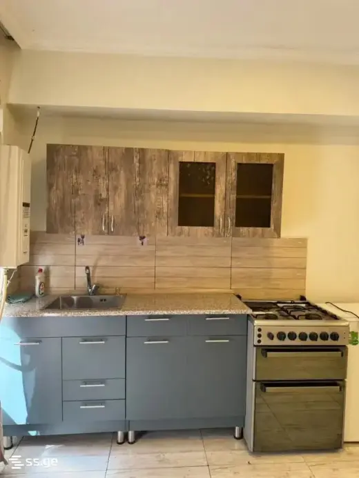 For Rent, Apartment