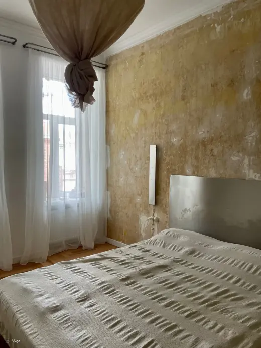 For Rent, Apartment