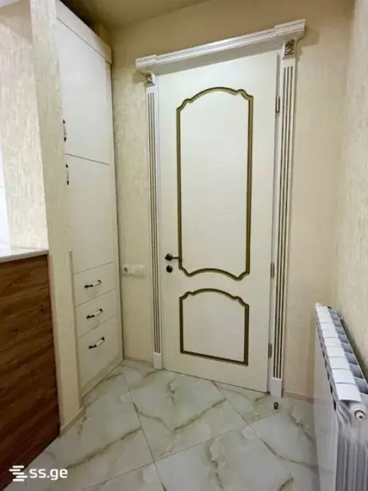 For Rent, Apartment