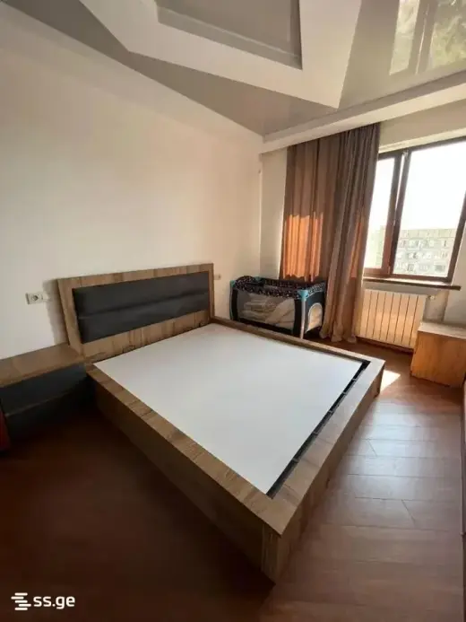 ქირავდება, ბინა