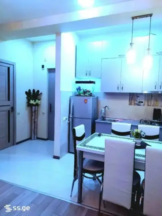 For Rent, Apartment