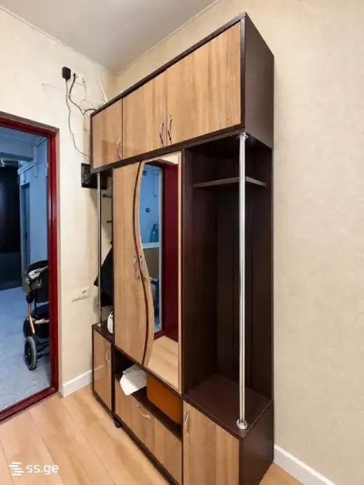 For Rent, Apartment