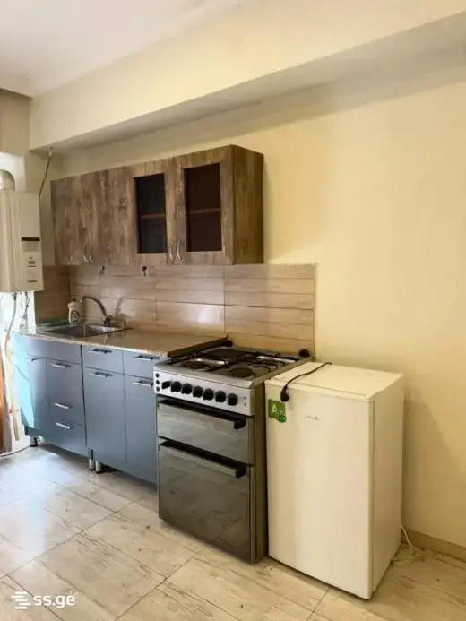 For Rent, Apartment
