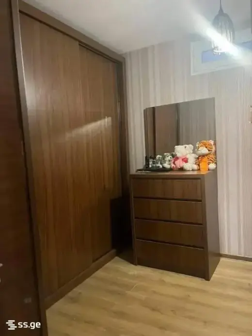 იყიდება, ბინა