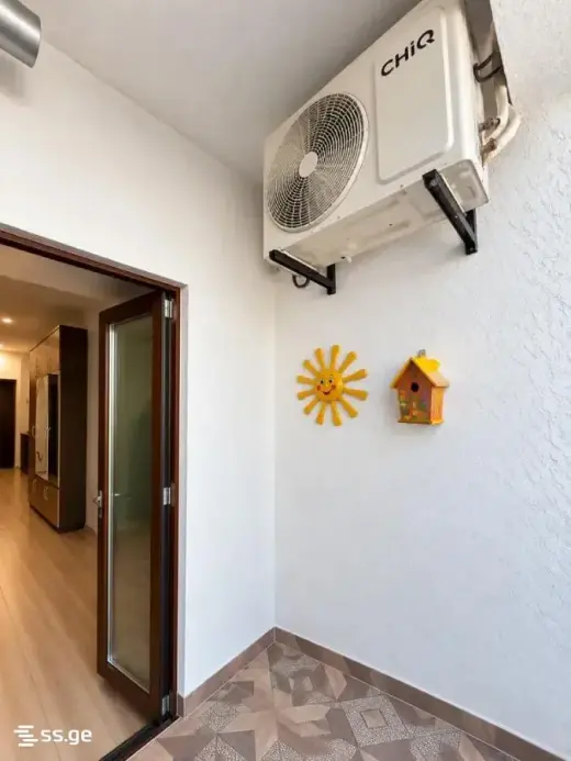 For Rent, Apartment