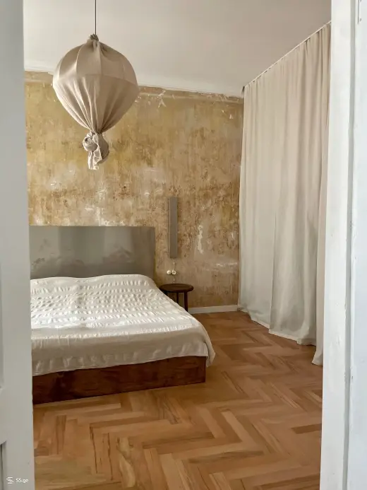 For Rent, Apartment