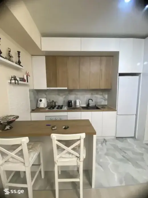 იყიდება, ბინა