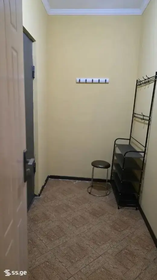 For Rent, Apartment