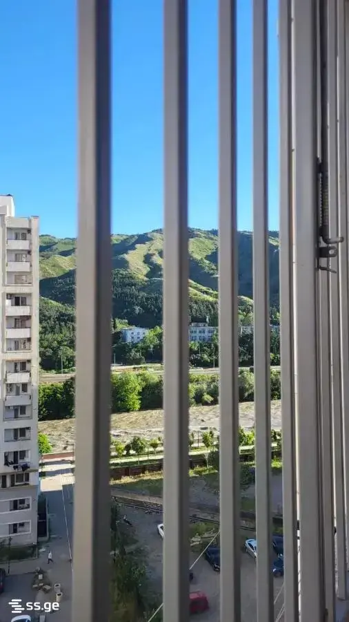 იყიდება, ბინა