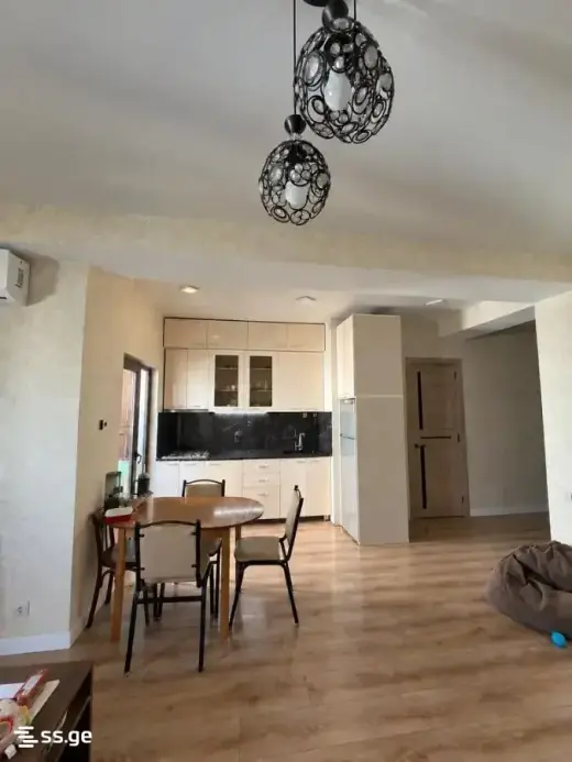 For Rent, Apartment