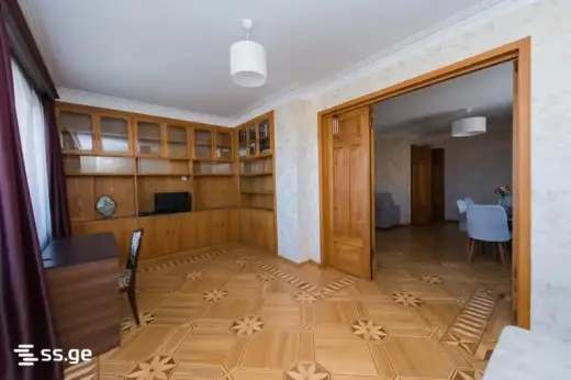 ქირავდება, ბინა