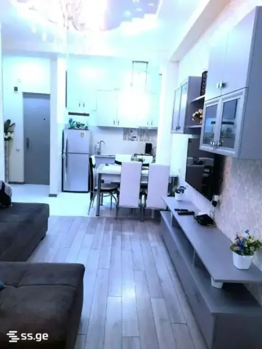 For Rent, Apartment