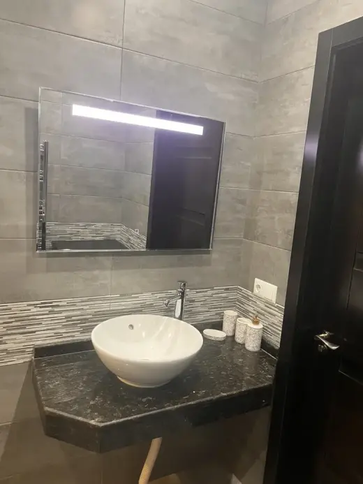 For Rent, Apartment