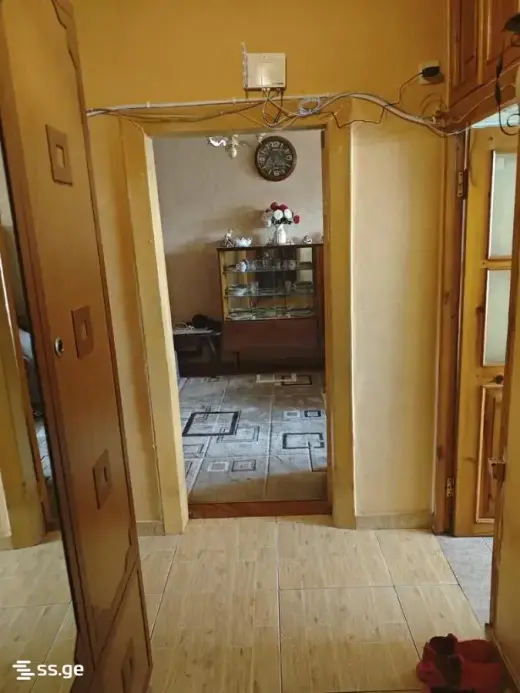 იყიდება, ბინა