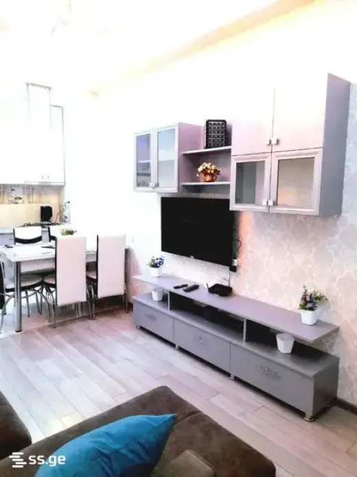 For Rent, Apartment