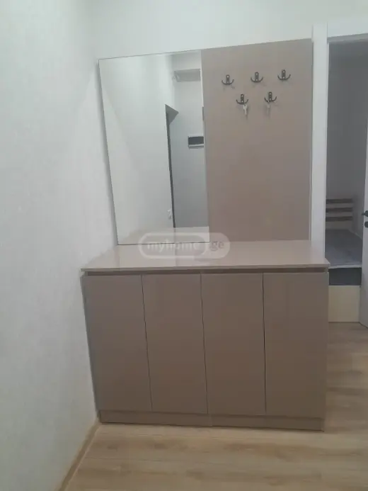იყიდება, ბინა