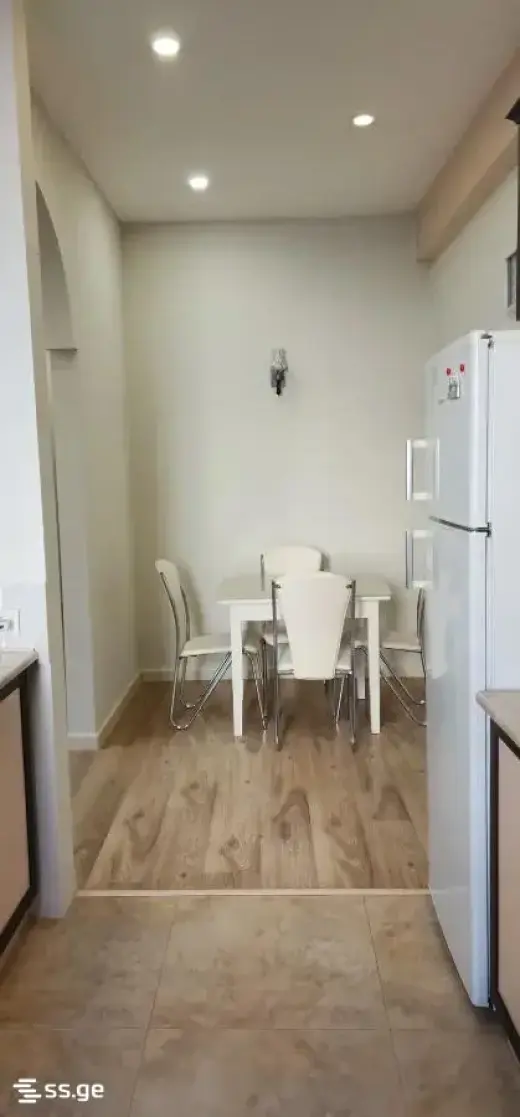 For Rent, Apartment