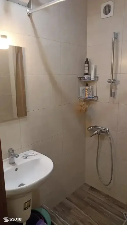 ქირავდება, ბინა