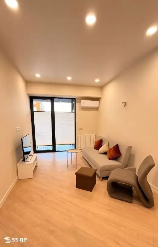 For Rent, Apartment
