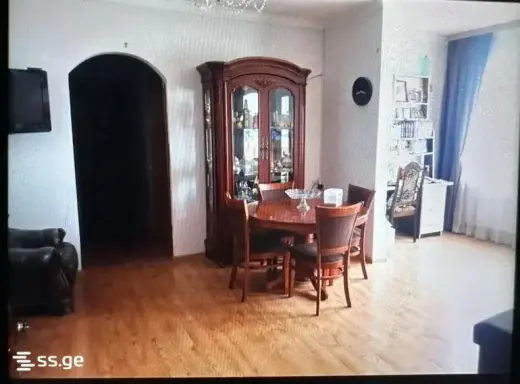 იყიდება, ბინა