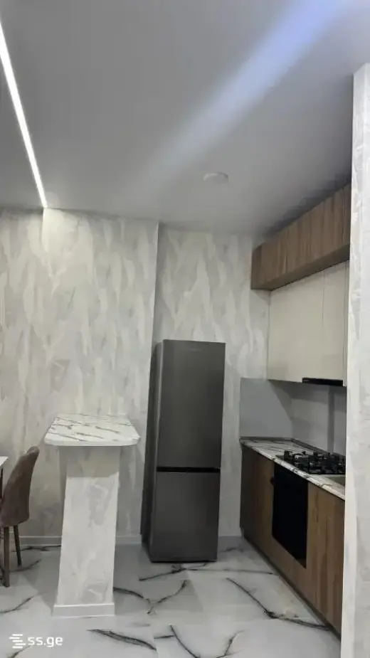 For Rent, Apartment