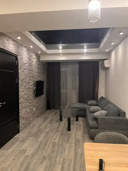 For Rent, Apartment