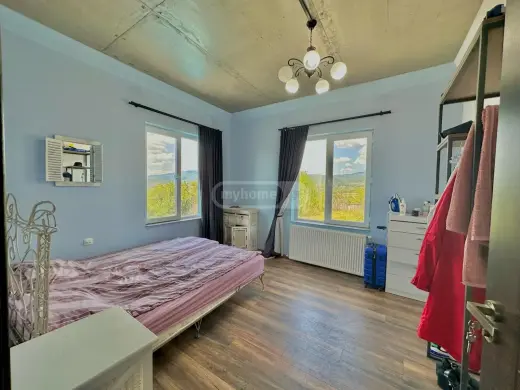 For Sale, Country house