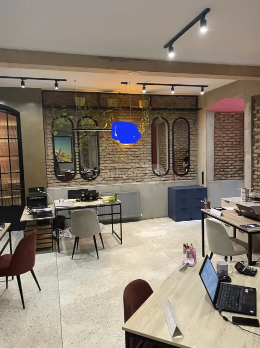 For Rent, Commercial space