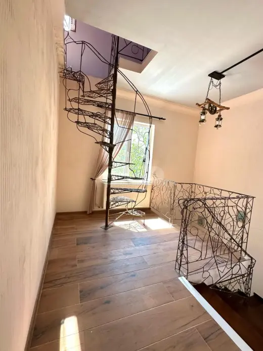 For Sale, Country house