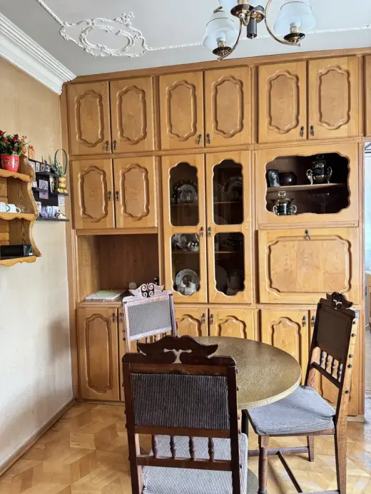 იყიდება, ბინა