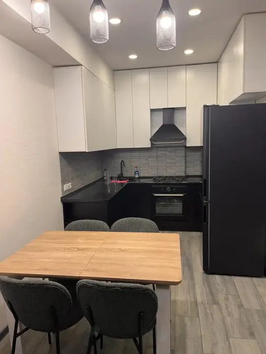 For Rent, Apartment
