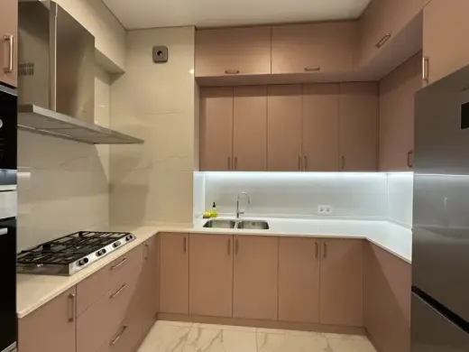 ქირავდება, ბინა