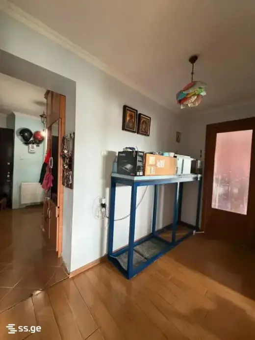 იყიდება, ბინა
