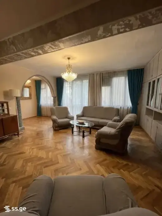იყიდება, ბინა