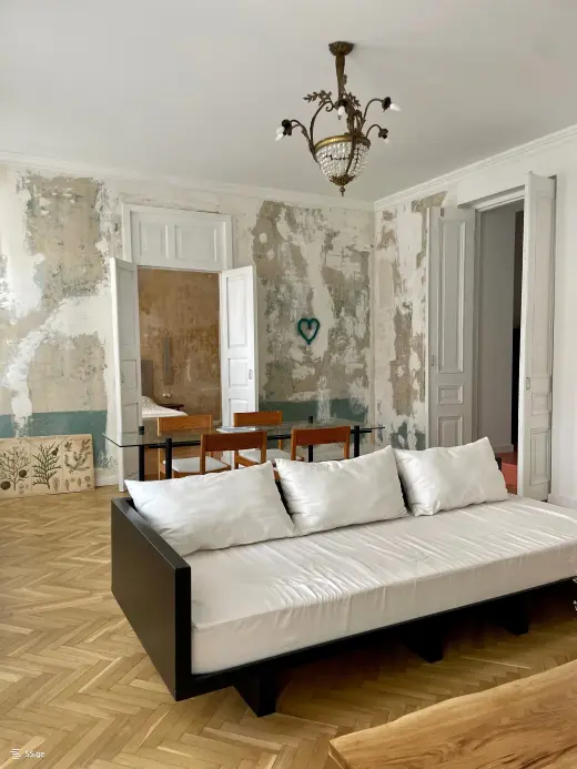 For Rent, Apartment