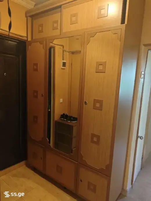 იყიდება, ბინა