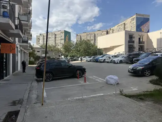 იყიდება, ბინა