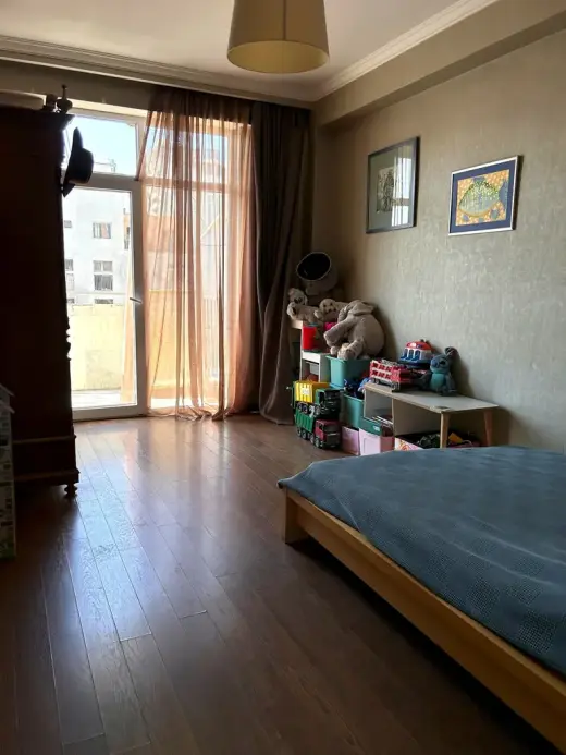 იყიდება, ბინა
