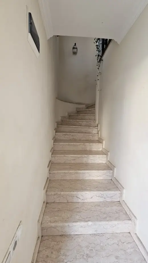 იყიდება, კერძო სახლი