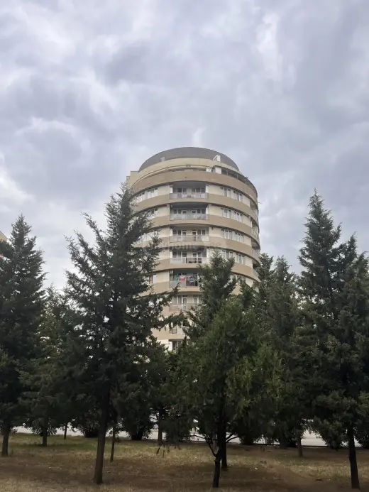 For Rent, Apartment
