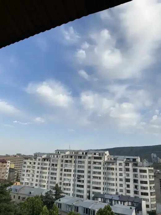 იყიდება, ბინა