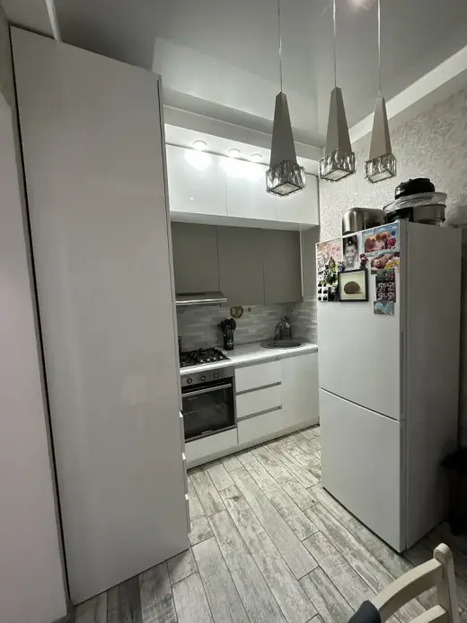 იყიდება, ბინა